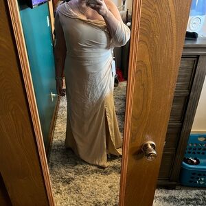 Champagne Bridesmaid dress from JJs house. Did not end up wearing. Size 16w.
